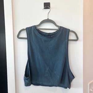 Lululemon Lightweight Cropped Training Tank